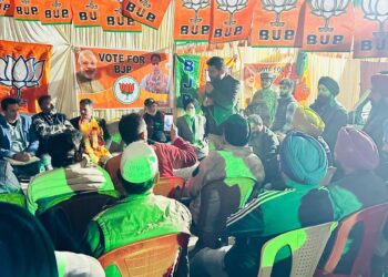 Er Aijaz Hussain Holds Meetings in Bemina, Seeks Support for BJP Candidate Aga Mohsin