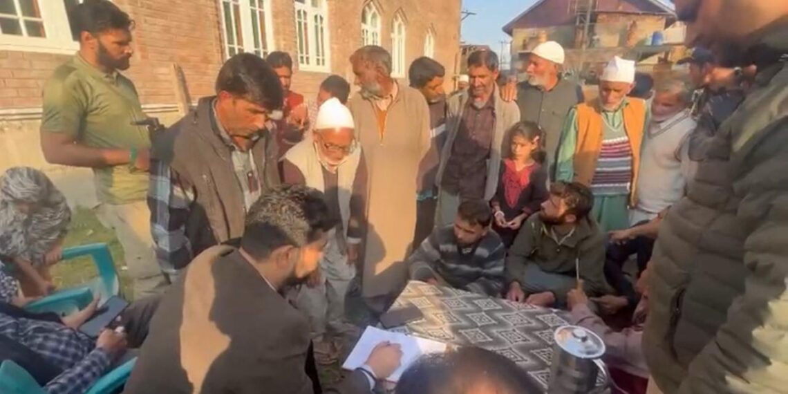 Er. Aijaz Hussain Rallies Support for BJP in Budgam, Urges End to NC-PDP Dynastic Politics