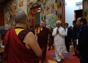LG Manoj Sinha Leads Indian Delegation, Pays Homage to Lord Buddha’s Relics in Russia
