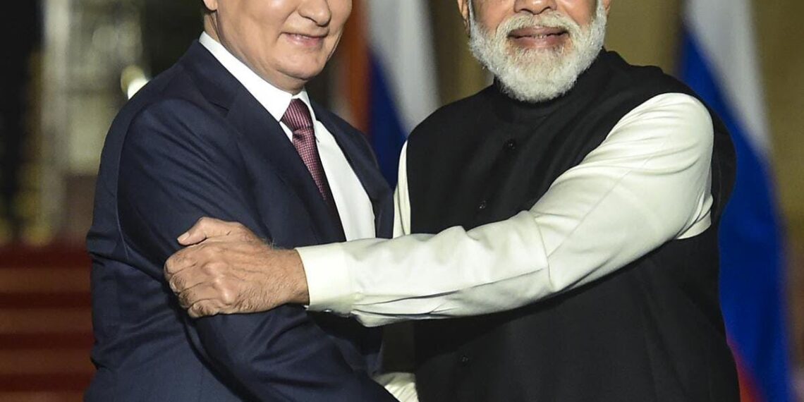 PM Modi Extends Birthday Wishes to President Putin, Discusses Strengthening India-Russia Ties