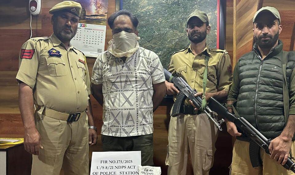 Budgam Police Bust Drug Peddler, Seize Heroin and Vehicle