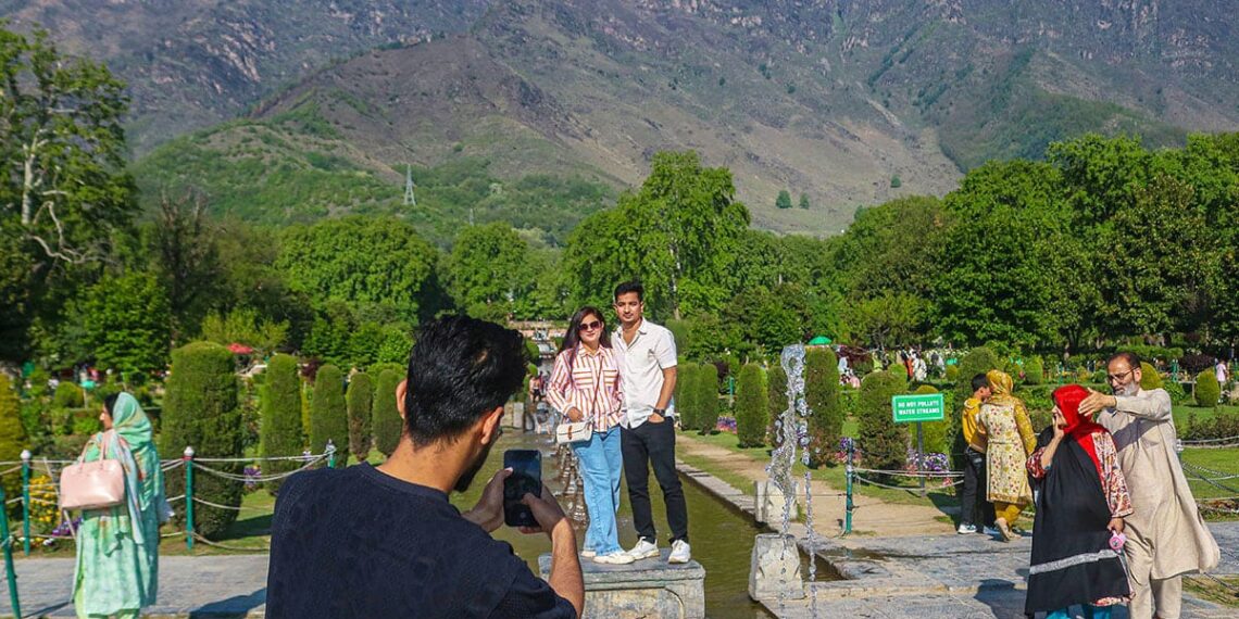 Kashmir Tourism on the Rise: Driving Economy, Culture and Sustainability