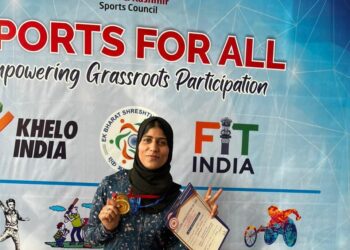 Baramulla’s Ulfat Mushtaq Qualifies for Nationals After Medal-Winning Run at UT Cycling Championship