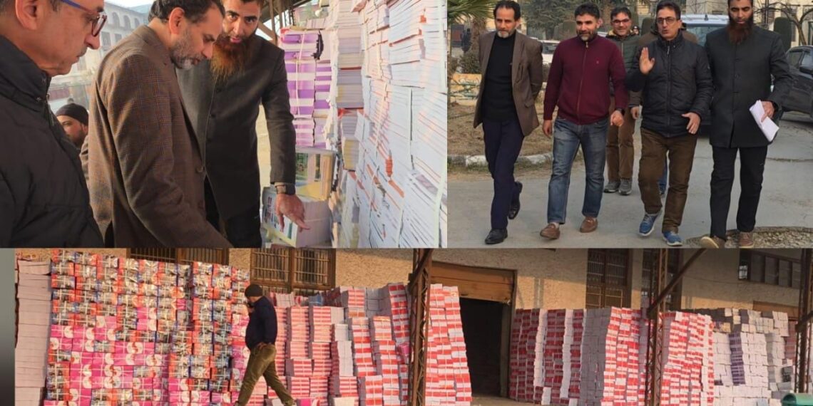 DSEK Tightens Monitoring, Reviews Valley-Wide Textbook Dispatch in Surprise JKBOSE Visit