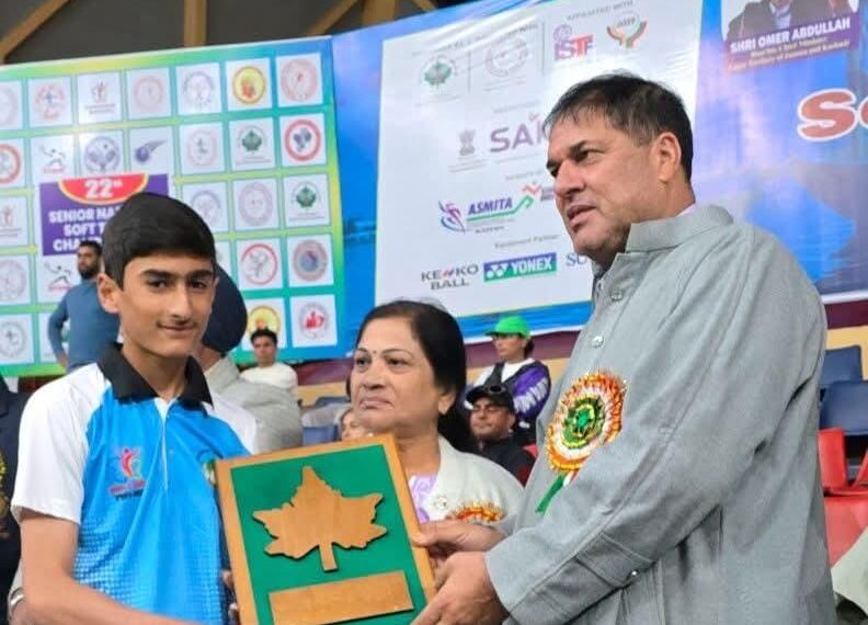 J&K Athlete Mohammad Qais Honoured at National Soft Tennis Championship