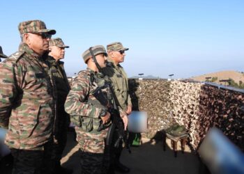 Lt Gen Pratik Sharma Reviews Poonch Security Grid; Hails Troops’ Resolve