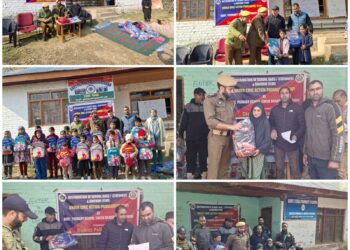Budgam Police Reaches Out to Students in Remote Villages, Distributes School Kits