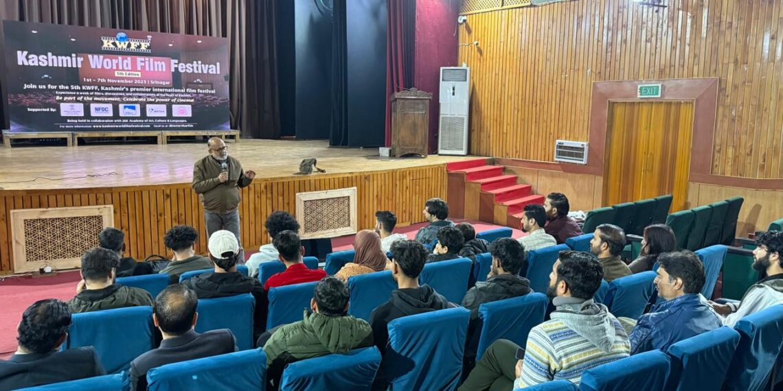 https://gadyalkashmir.com/2025/11/03/day-2-of-film-festival-features-masterclass-and-screening-of-16-films/