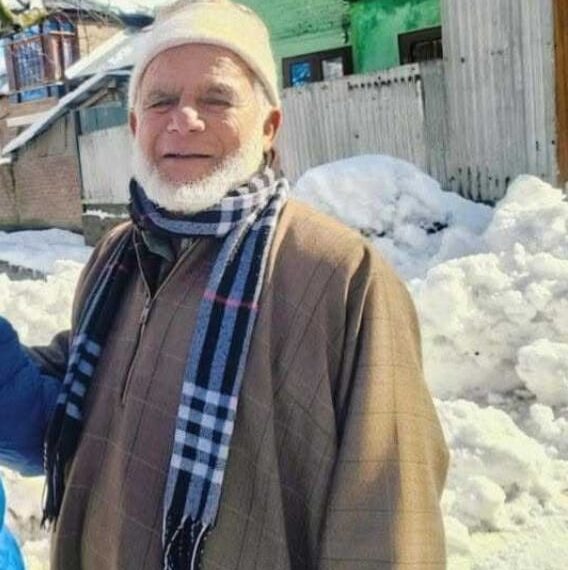 Top Leaders, Media Fraternity Mourn Passing of Educationist Nazir Ahmad Chak