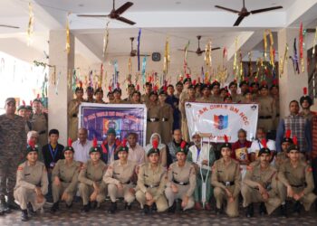 Celebrating 150 Years of Vande Mataram, NCC Cadets of JK&L, Directorate Visited Old Age Home
