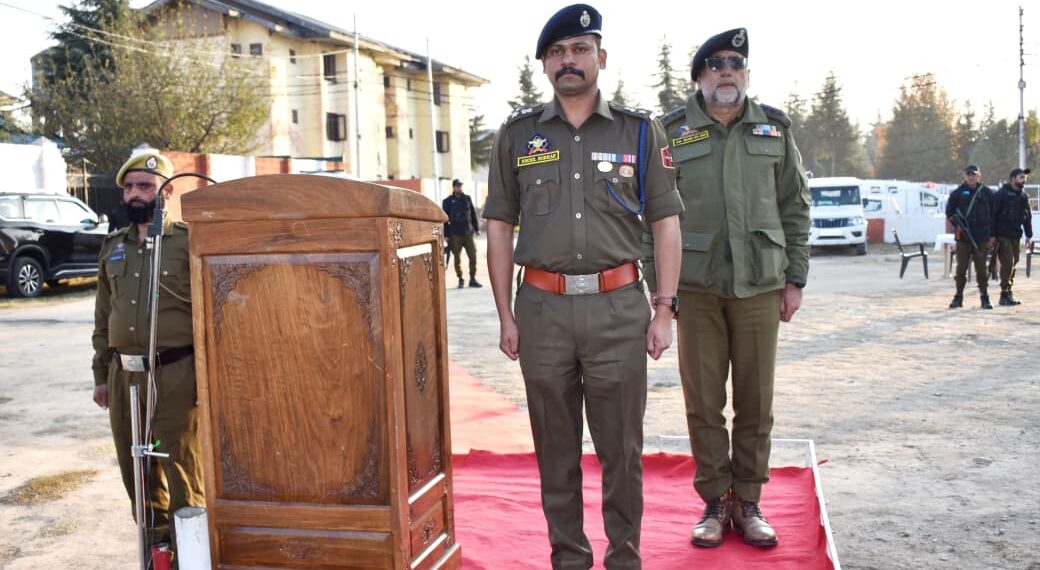 Budgam Police Marks 150 Years of ‘Vande Mataram’ With Patriotic Ceremony at DPL