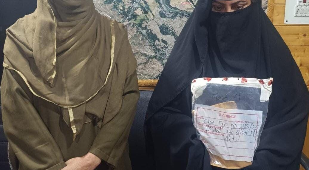Woman Held with 421 Grams of Charas During Naka Checking in Awantipora