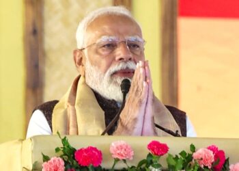 PM Modi Pays Tribute to Sahibzades at Veer Baal Diwas, Calls on Youth to Lead India Towards Viksit Bharat