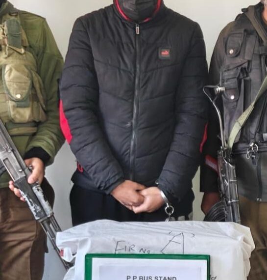 Sopore Police Bust Illicit Drug Consignment; Accused Arrested from Courier Office