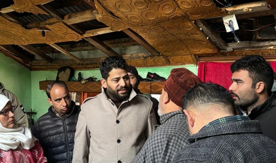 Batmaloo Fire Tragedy: BJP Leader Er. Aijaz Hussain Assures Relief, Stands with Victims