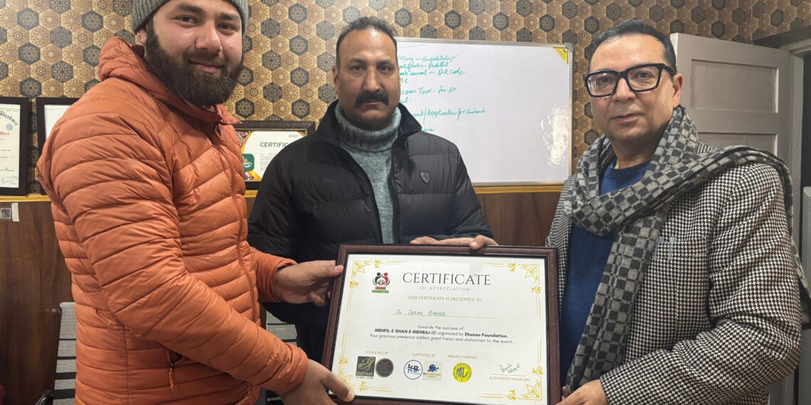 Dr Ibrar Bashir Honoured by Ehsaas Foundation for His Service to Humanity