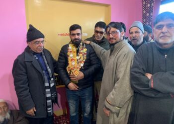 PDP Block President Kunzer Javid Ahmad Joins Apni Party