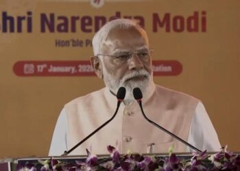 India Accelerates Rail Modernisation as PM Modi Flags Off First Vande Bharat Sleeper Train