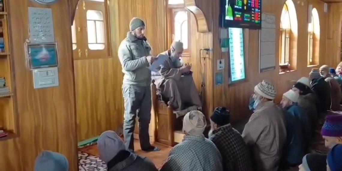 In Unique Outreach, J&K Police Carry Anti-Drug Campaign to Mosque Pulpit in Gurez
