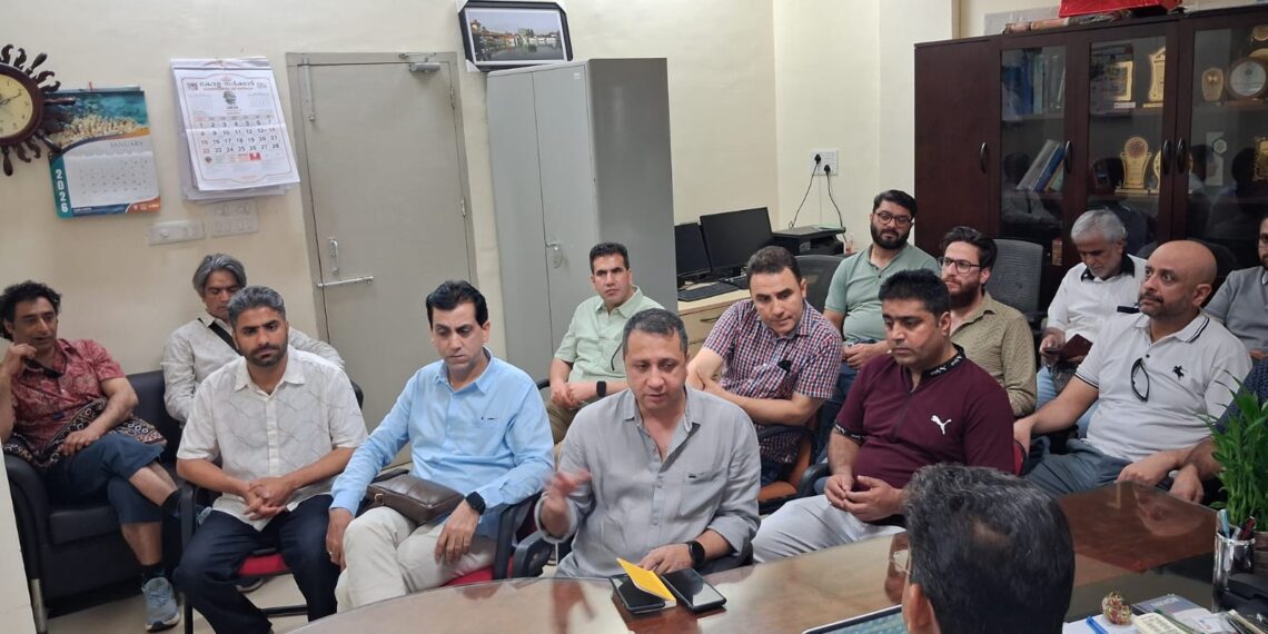 PIB Srinagar Journalists Get First-Hand Insights into India’s Marine Fisheries Innovation at ICAR-CMFRI Vizhinjam