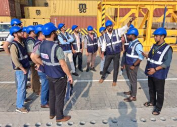 PIB Srinagar Media Team Explores Vizhinjam International Seaport: India’s Largest Deep-Water Maritime Hub