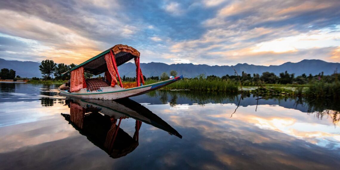 Modern Kashmir Speaks: Tradition, Innovation and Resilience in Harmony