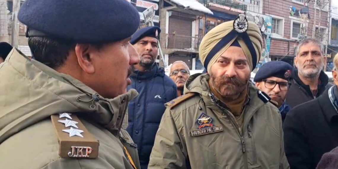 Efforts Intensified to Restore Traffic on Mughal Road at Earliest,Will take Some Time: SSP Traffic Rural Kashmir