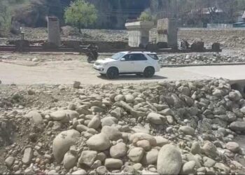 Work on New Bridge in Beerwah Stalled for Over a Month Due to 330 KV Transmission Line Issue