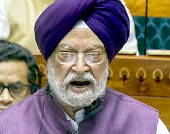 “Govt Ensuring Uninterrupted Fuel, Energy Supply; Lockdown Rumours Completely False”: Hardeep Singh Puri