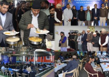 Indian Army Hosts Dawat-e-Iftar at Drugmulla, Promotes Peace and Brotherhood