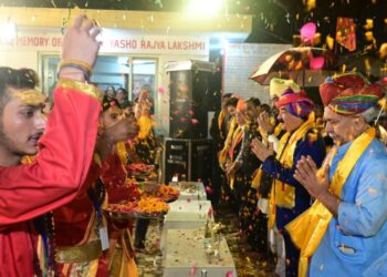 Evening Aarti Can Awaken Society, Reconnect Youth with Spiritual Roots: LG Sinha