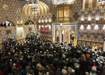 Prayers for Peace; Shab-e-Qadr Observed with Religious Fervour Across Kashmir