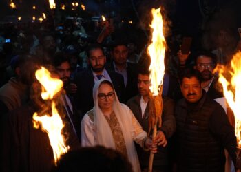 Waqf Chairperson Dr Andrabi participates in Zool Festival at the shrine of Sakhi Zainuddin Wali on the eve of Annual Urs