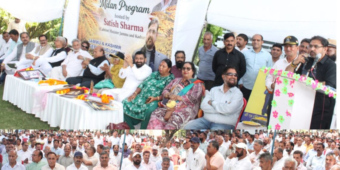 Baisakhi Milan at Akhnoor Showcases Cultural Unity, Satish Sharma Calls for Preservation of Heritage
