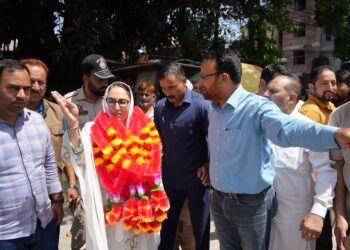 Work Begins on Jamia Masjid Talab Khatikan as Waqf Board Takes Charge of Project