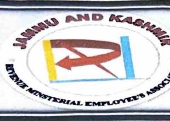 Clerical Staff Flag Promotion Crisis, Oppose New Recruitment Rules in Revenue Department