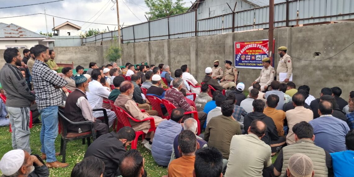 Yaripora Unites Against Drugs: Police Lead Grassroots Awareness Drive in Kulgam