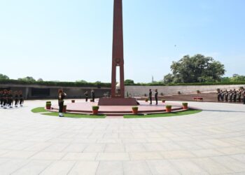 47th Raising Day of Mechanised Infantry Regiment Commemorated at National War Memorial