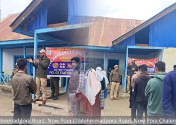 Kulgam Police Steps Up Anti-Drug Campaign with Awareness Drives, Inspections Across District