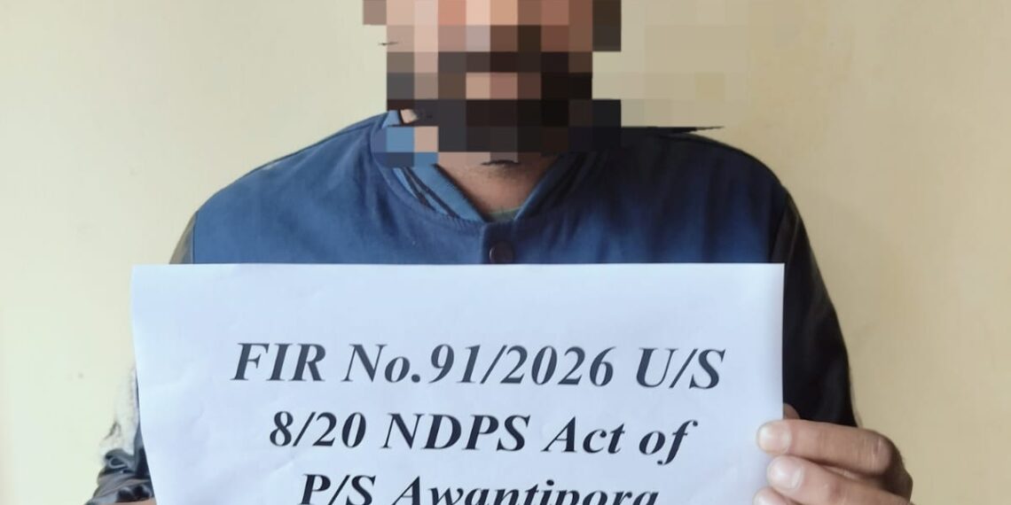 Drug Peddler Held in Awantipora Checkpoint Operation; Contraband Seized