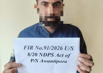 Drug Peddler Held in Awantipora Checkpoint Operation; Contraband Seized