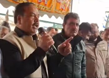 Kashmir Transporters Announce Valley-Wide Strike on Monday Against Smart City Bus Expansion