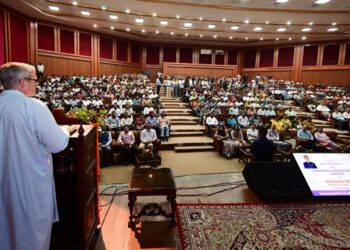 CM Omar Abdullah Distributes Appointment Orders to 124 Beneficiaries Under SRO-43
