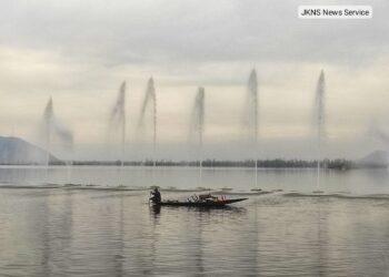 Kashmir’s Lakes on the Brink: 74% Vanished or Shrinking, CAG Report Sounds Red Alert