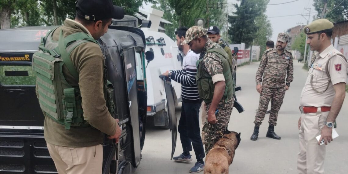 Srinagar Police Deploy Sniffer Dogs in Intensified Crackdown on Drug Trafficking