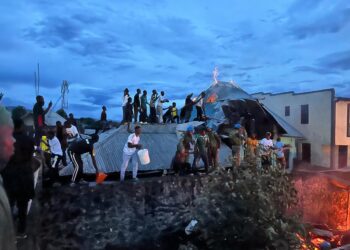 Indian UN Peacekeepers Swing into Action, Contain Blaze and Rescue Civilians in Goma
