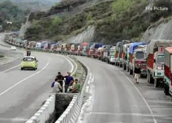 NH-44 Blocked Due to Landslide at Banihal, Traffic Advisory Issued