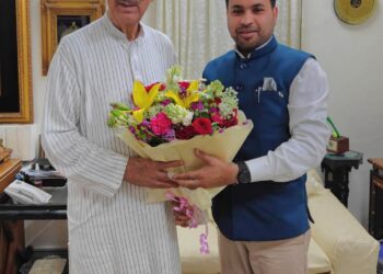 “Border Awareness Camps Vital for Peace in J&K”: Ghulam Nabi Azad During Meeting With NATF Chief Vishal Chopra