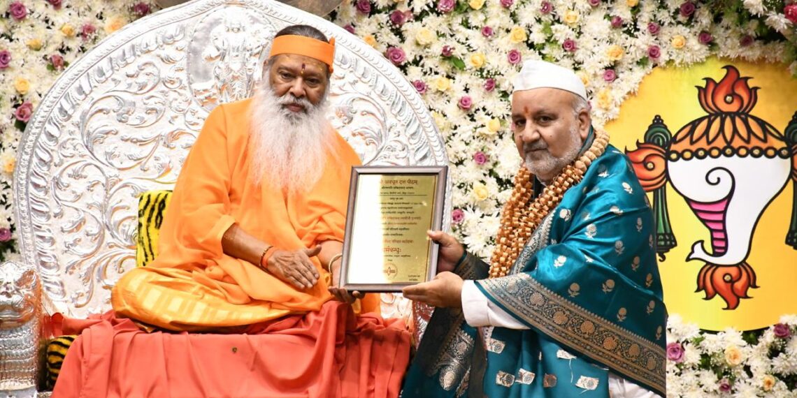 Ravinder Pandita Honoured with Prestigious ‘Dharam Bandhu Award’ for Sharda Revival Mission