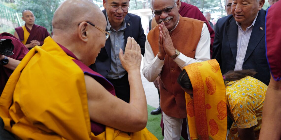 Dalai Lama Commends Padma Shri Dr. Sanjay for Lifelong Service to Humanity